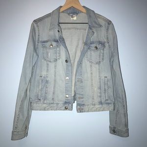 H&M Light wash Distressed Denim Jean Jacket Blue